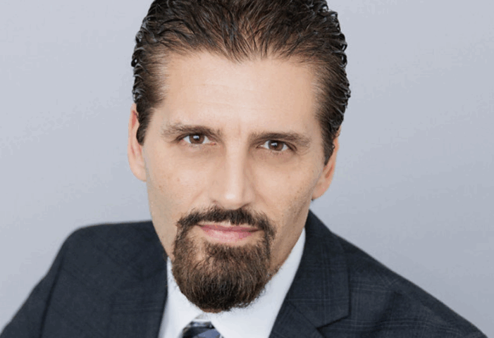 Gregory Mannarino: Trump Locks-Down DC! Calls In The National Guard. This Is Just The Beginning