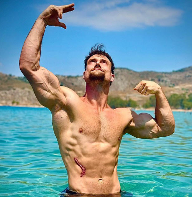 <a href="https://www.msn.com/en-us/news/crime/bizarre-claims-us-looksmaxxing-influencer-was-injecting-gold-before-he-drowned-in-thailand/ar-AA27KQ1t" target="_blank"> YouTuber was injecting gold into his body before he drowned in Thailand <a href="https://www.msn.com/en-us/news/crime/bizarre-claims-us-looksmaxxing-influencer-was-injecting-gold-before-he-drowned-in-thailand/ar-AA27KQ1t" target="_blank"> YouTuber was injecting gold into his body before he drowned in Thailand