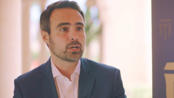 Tavi Costa: $8,000 Gold Incoming: Weaker Dollar Only Way America Survives Debt Cancer